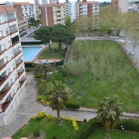 Aro Holding Apartamento *